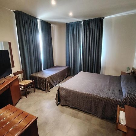 Albergo Centrale Trebaseleghe Zewnętrze zdjęcie